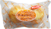アーモンドカップケーキ